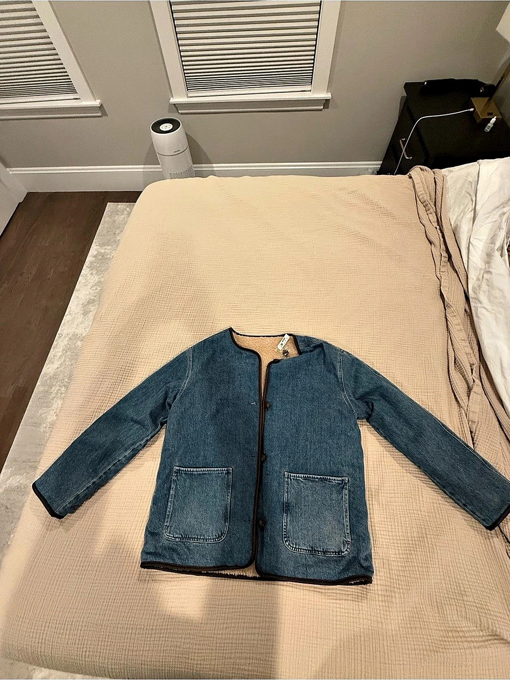 Madewell Reversible Denim Sherpa Jacket in Size Large